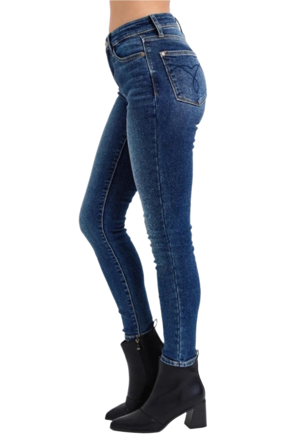 Judy Blue full size mid-rise waist skinny jeans with pockets