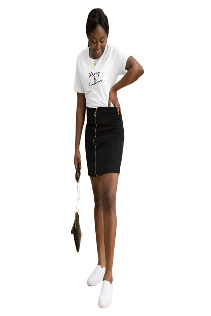 Amauriyellkay 's  Women's Strong & Fearless t-shirt